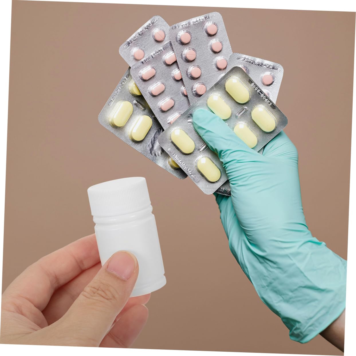 Cabilock 24 Bottiglie HDPE 20ml Contenitori Farmaceutici Sigillati Antiperdita
