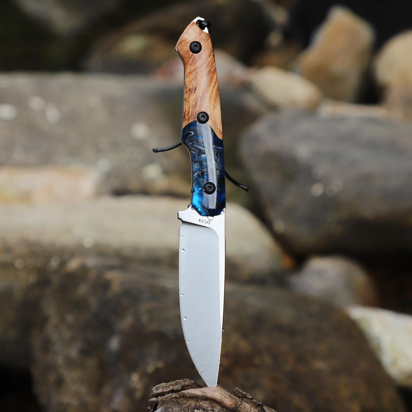 Handgefertigtes DC53-Stahlmesser mit feststehender Klinge, Outdoor-Taschenmesser für Herren, inklusive Scheide, Griff aus Kunstharz und Ahornholz, ideal für Camping und Bergsteigen.