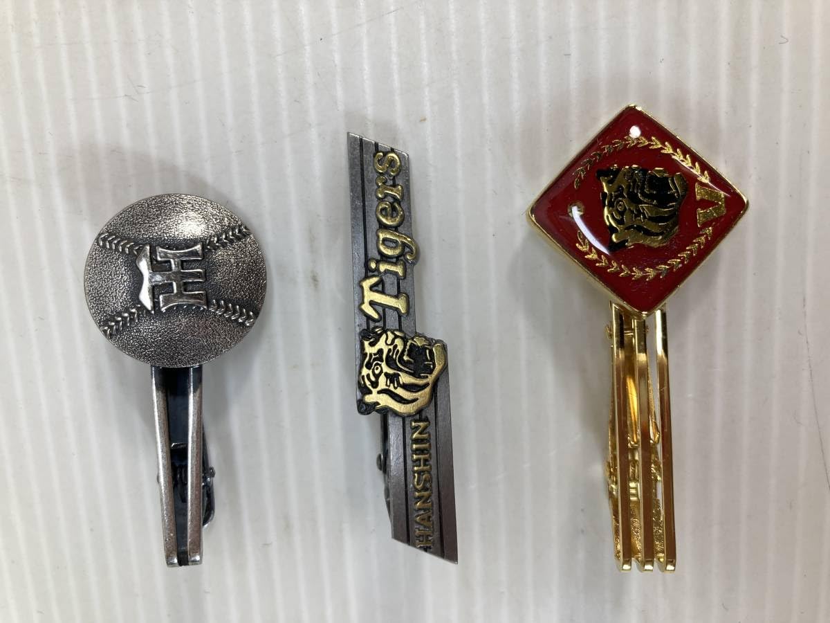 Amazon.co.jp: 阪神タイガース 後援会 記念品 ネクタイピン3点セット 