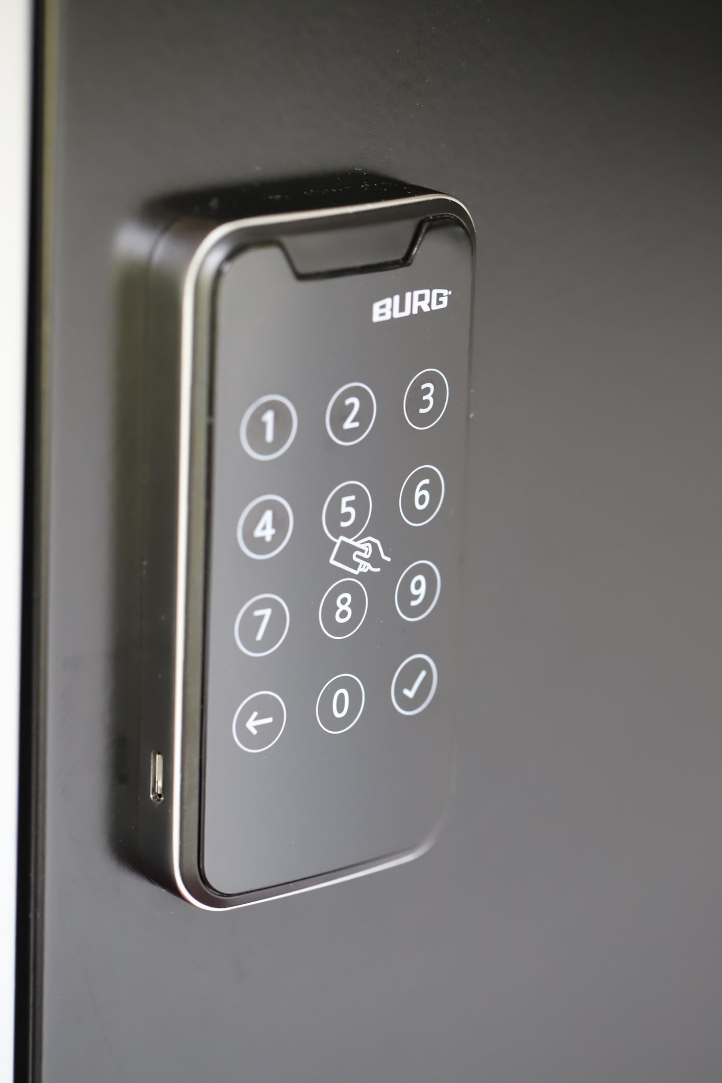 BURG TwinPad elektronisches Möbelschloss-Komplettset – Codeschloss (PIN) & RFID/NFC 13,56 MHz (MIFARE) – Schrankschloss/Spindschloss für Schranktür, Schublade & Spind