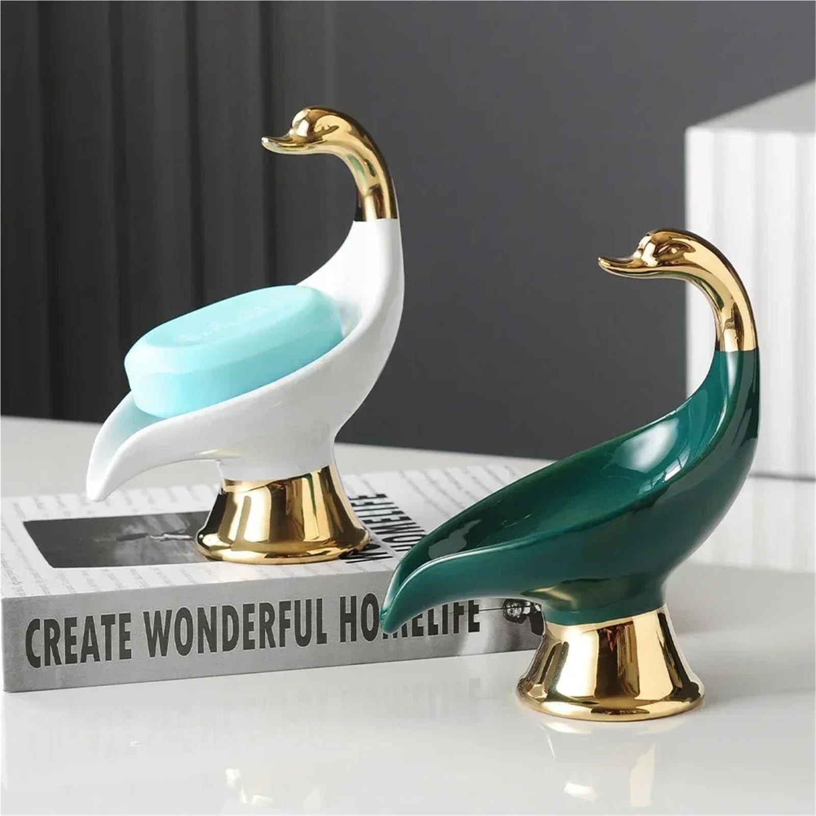 Porte-savons Porte-savon en céramique en forme de cygne, boîte à savon, porte-savon de salle de bain, plateau de rangement, fournitures de douche de salle de bain, support de salle de bain(WHITE)