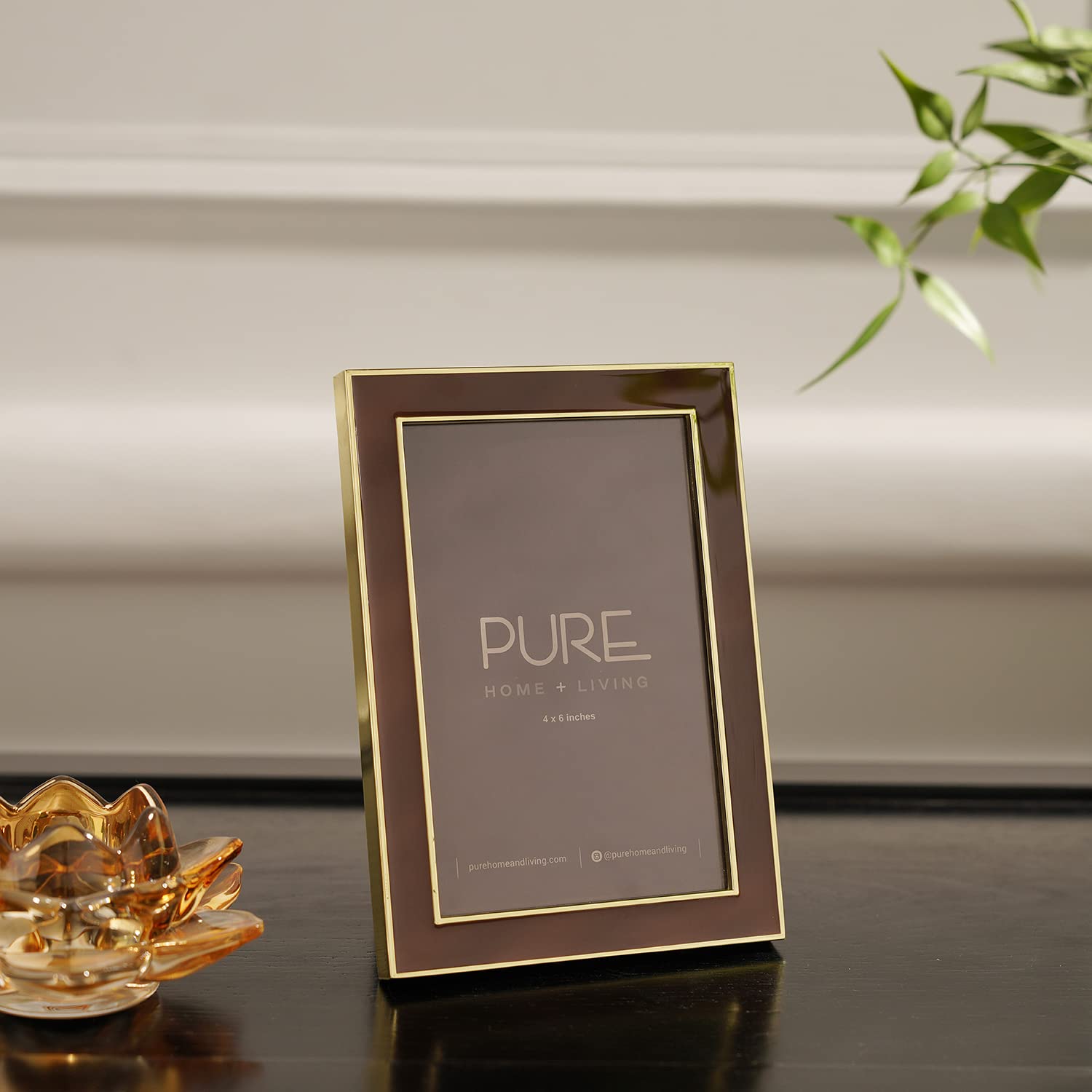 PURE HOME + LIVING Small Gold Plated Brown Photo Frame, Tabletop Photo Frame For Table, Desk, Birthday, Wedding, Return