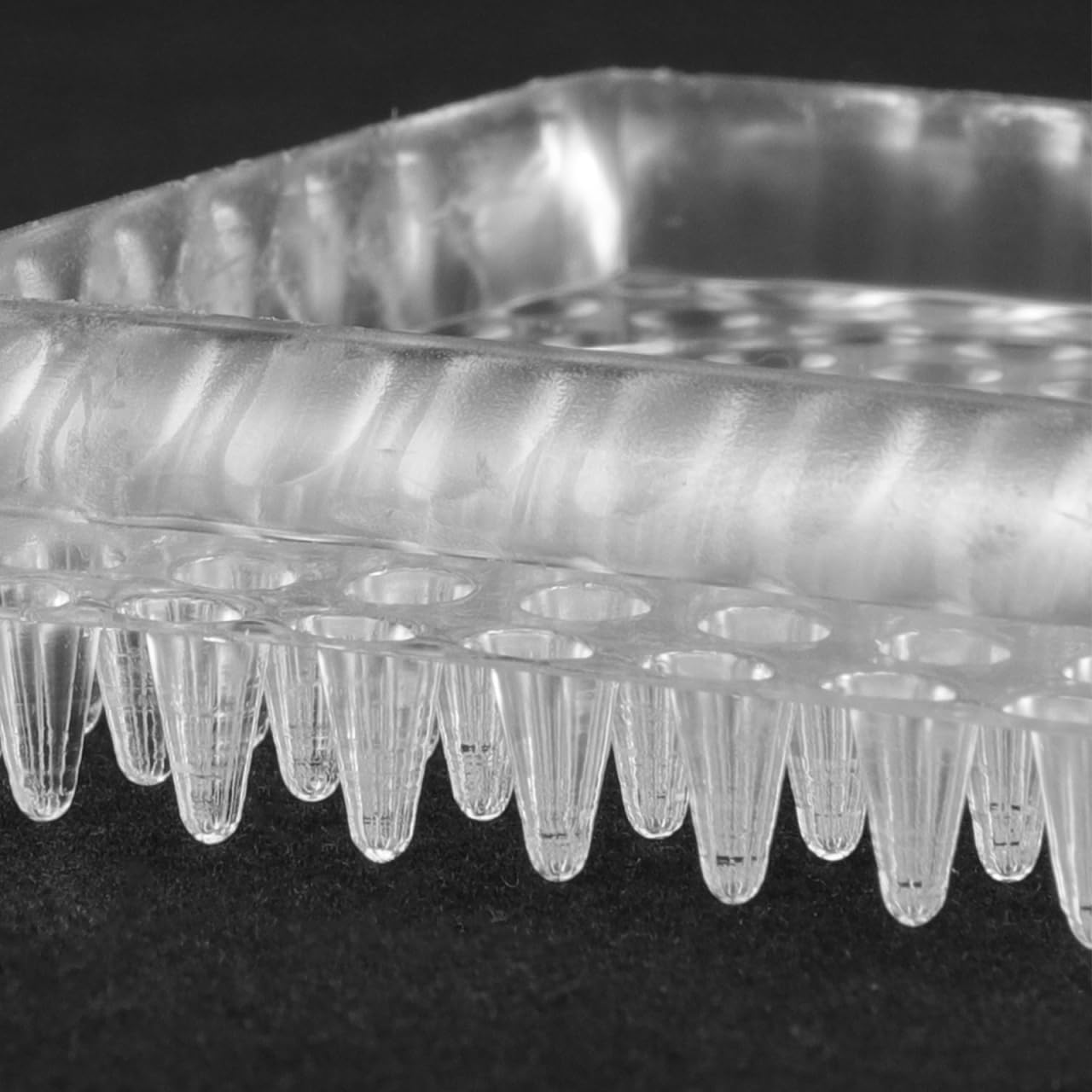 Furniture Grippers Chair Leg Anti-Slip Pads 4 Pack Transparent Floor Protectors for Hardwood Carpet Sofa Table Legs 2.16X2.16X0.59In