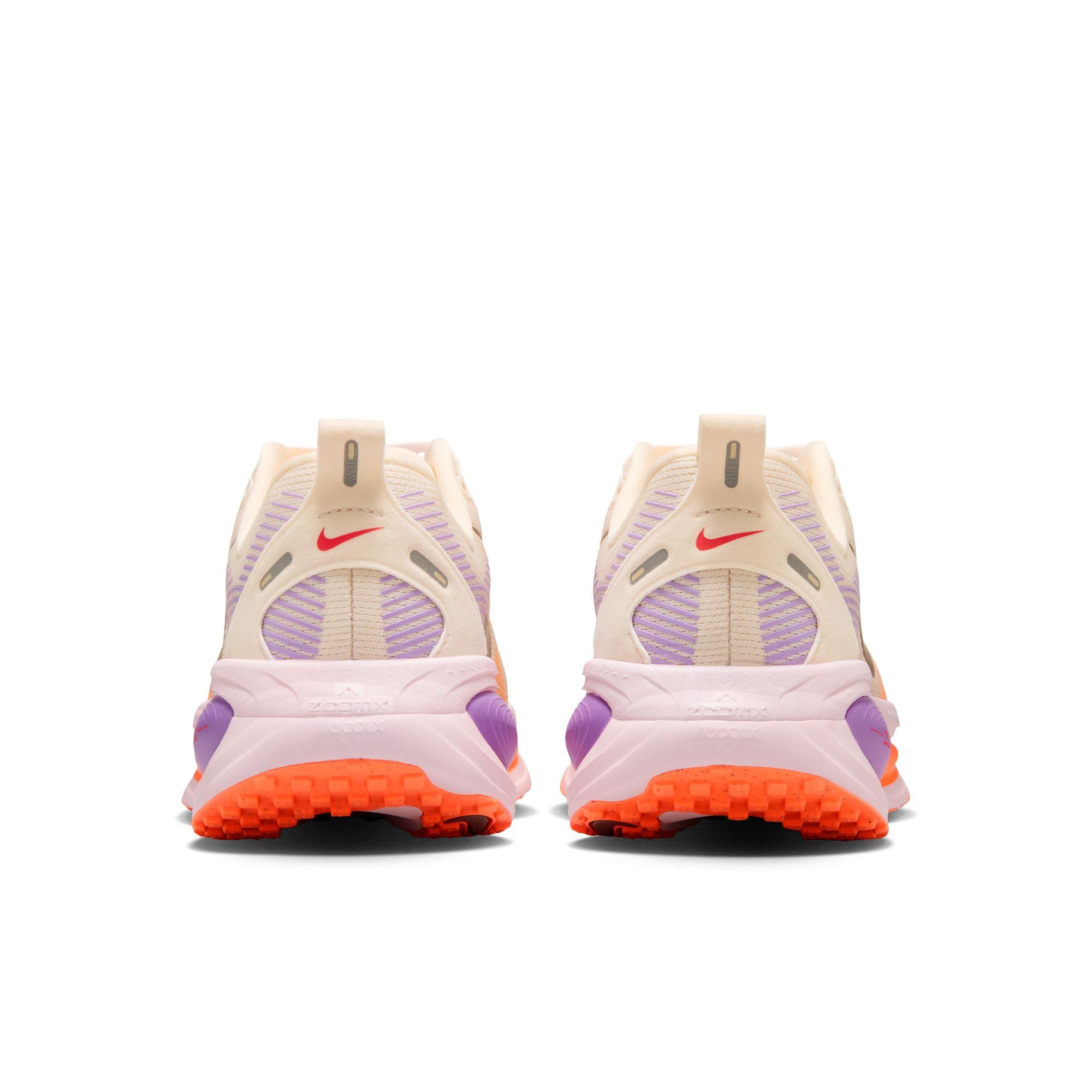 NIKE Vomero 18 SneakerMujer