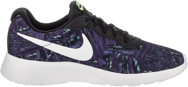 nike women's tanjun running sneaker