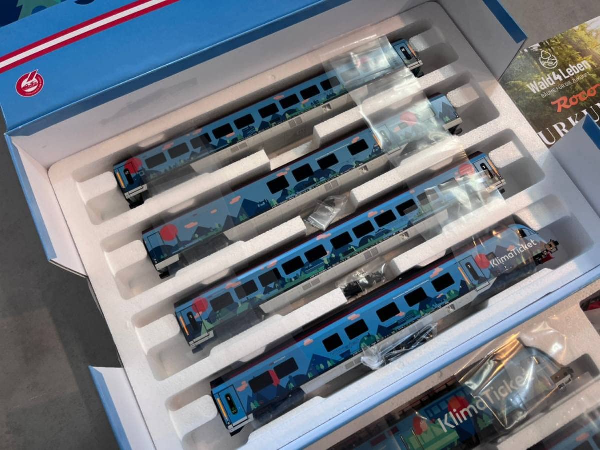 Amazon.co.jp: ROCO HO 61500 高速列車 8両セット OeBB