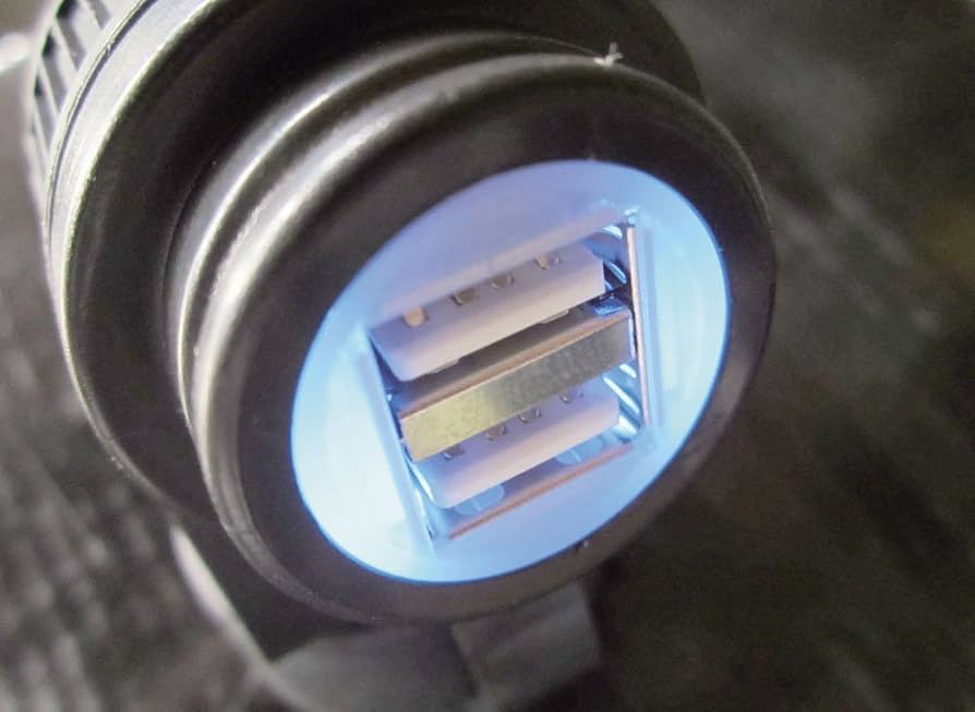 Amazon.co.jp: キジマ(Kijima) バイクパーツ USB電源 ポートキット