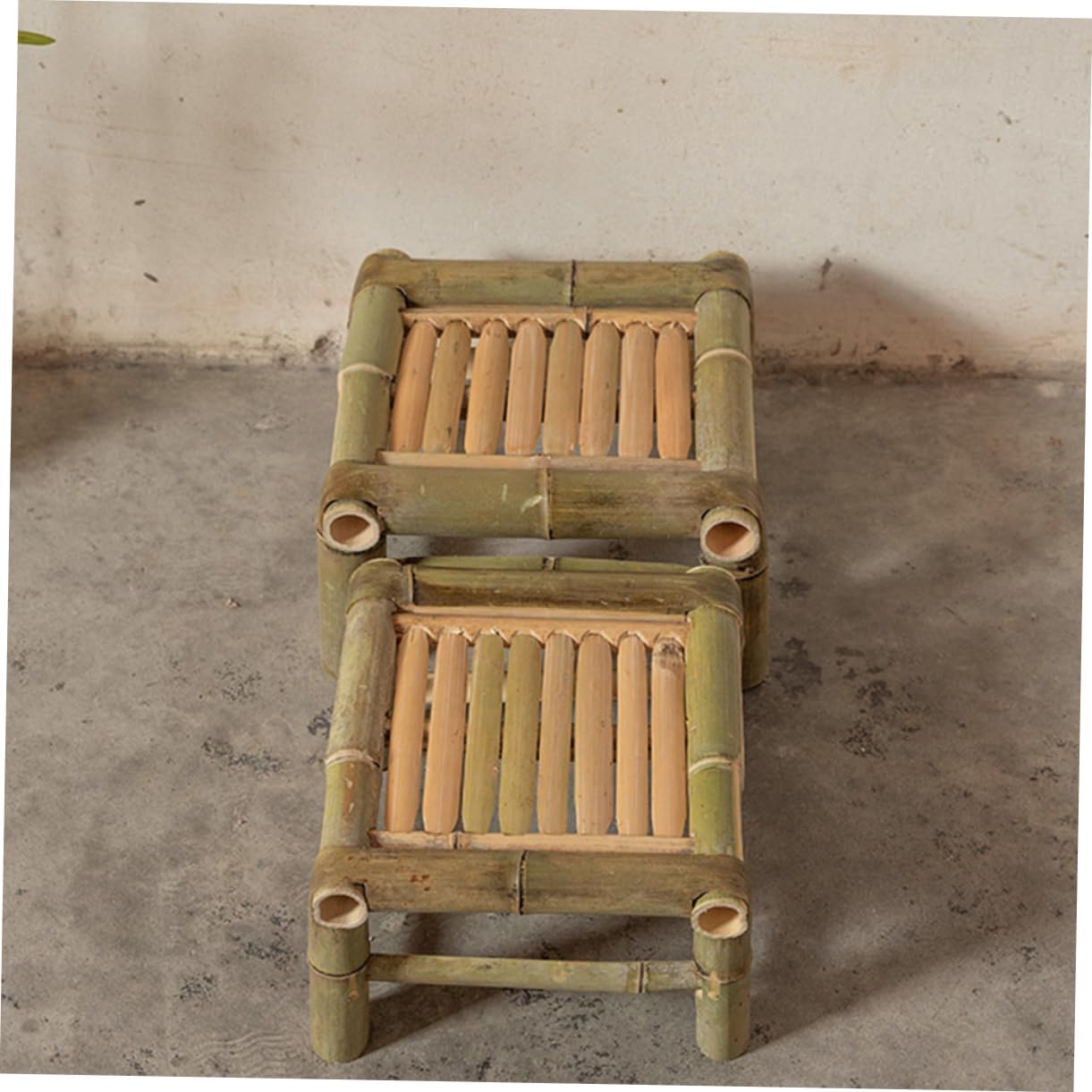 Retro Stool for Home Small Indoor Sitting Stool for Room Kitchen and Balcony Old-Fashioned Weaving Design Space-Saving and Sturdy for Decoration and Rest