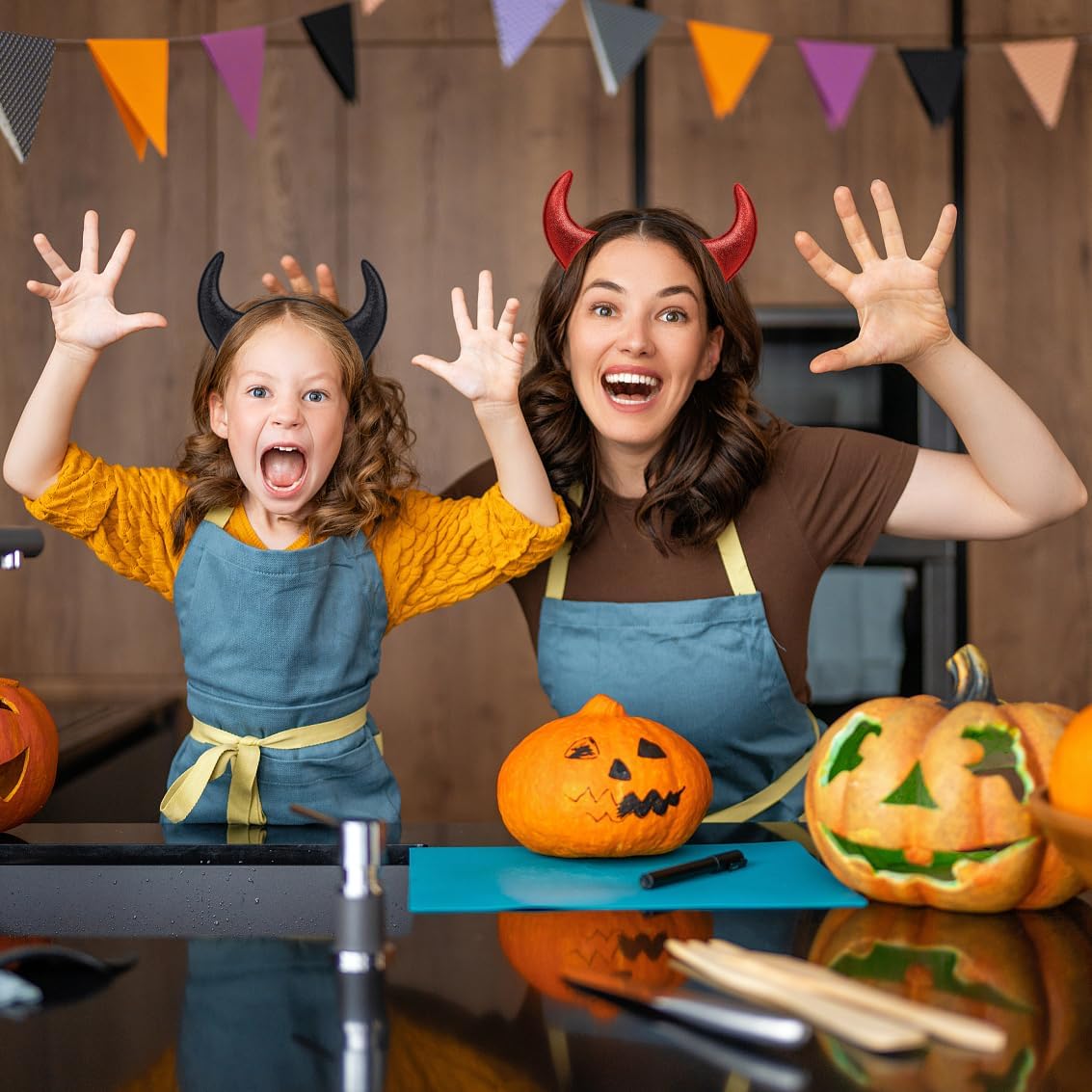 XinblueCo 2pcs Glitter Devil Horns Headband Halloween Devil Ears Headband for Women Halloween Fancy Dress Cosplay Hairband - Image 5