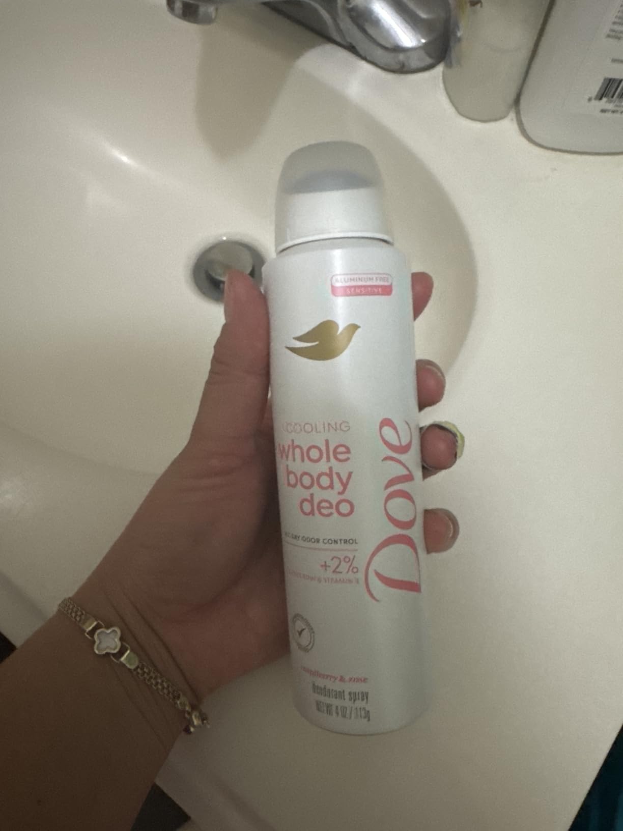 Unilever Dove Whole Body Deo Aluminum Free Invisible Spray Deodorant Coconut & Vanilla for 72h Odor Control 4 oz