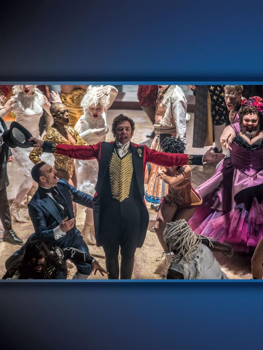 The Greatest Showman - Piano/Vocal/Guitar Songbook | Official Movie Soundtrack Sheet Music for Intermediate Players | 9 Songs by Pasek and Paul | Music Book for Practice, Performance, and Teaching