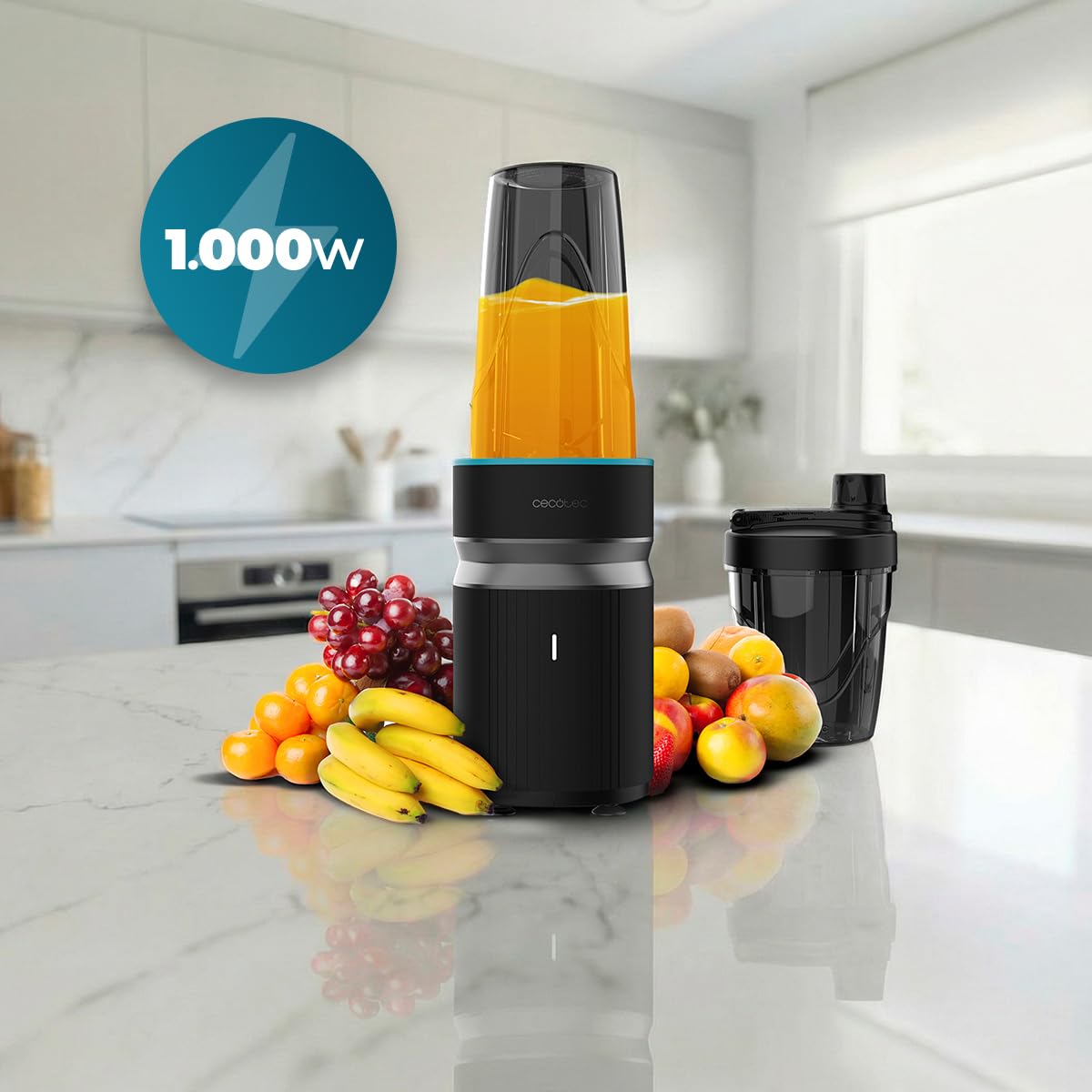 Cecotec Blender Individual PowerTitanium 1000 Push2Go Duo. 1000W, Lame Acier Inox 6 Couteaux, Écran LED, 2 Verres 550ml et 700ml, Sans BPA, Textures Douces et Crémeuses