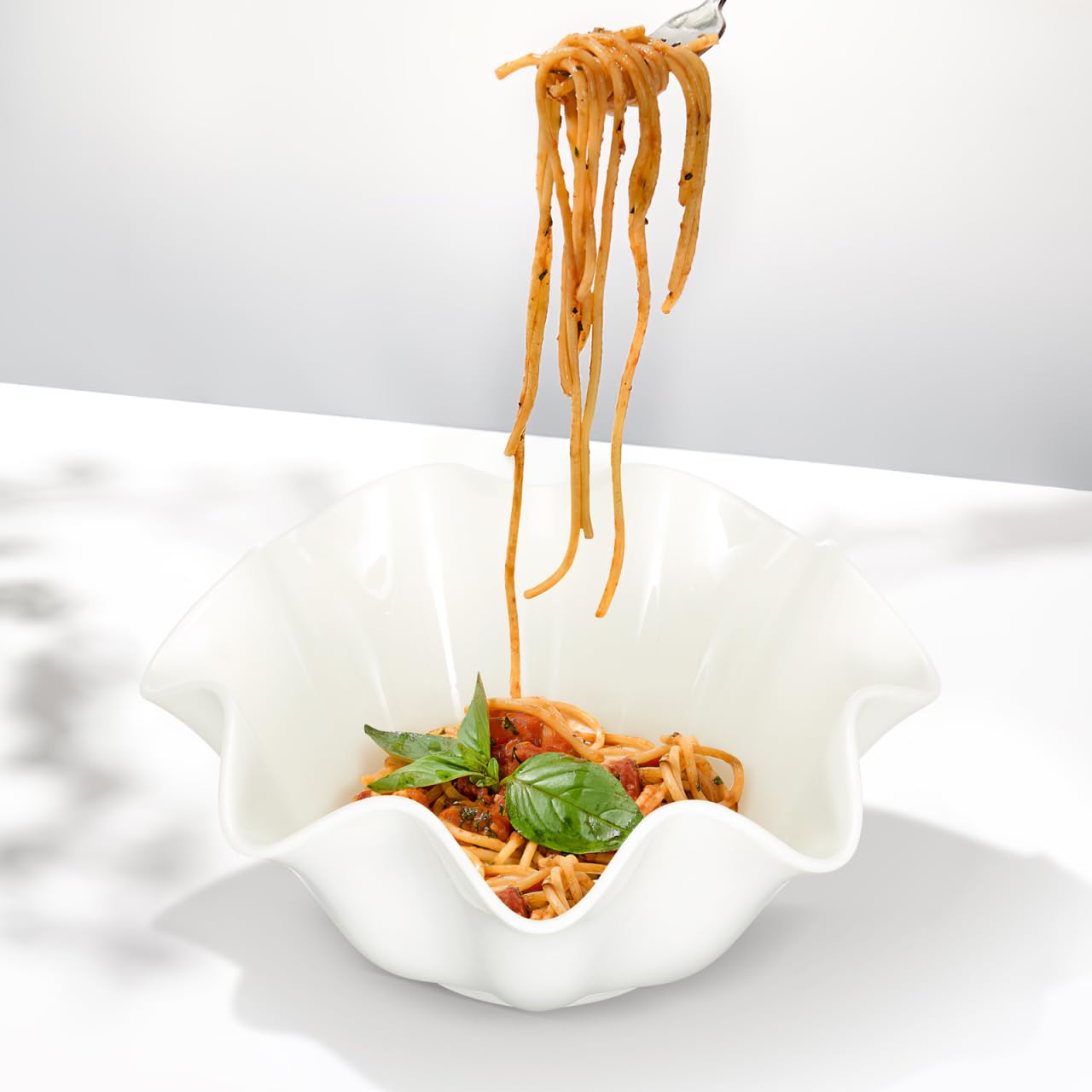 CALLARON Bol de service en céramique en forme de fleur, plat d'accompagnement en porcelaine pour assaisonnement japonais pour sauce soja, ketchup, apéritif, barbecue, collation, soupe, riz, 21,1 cm en
