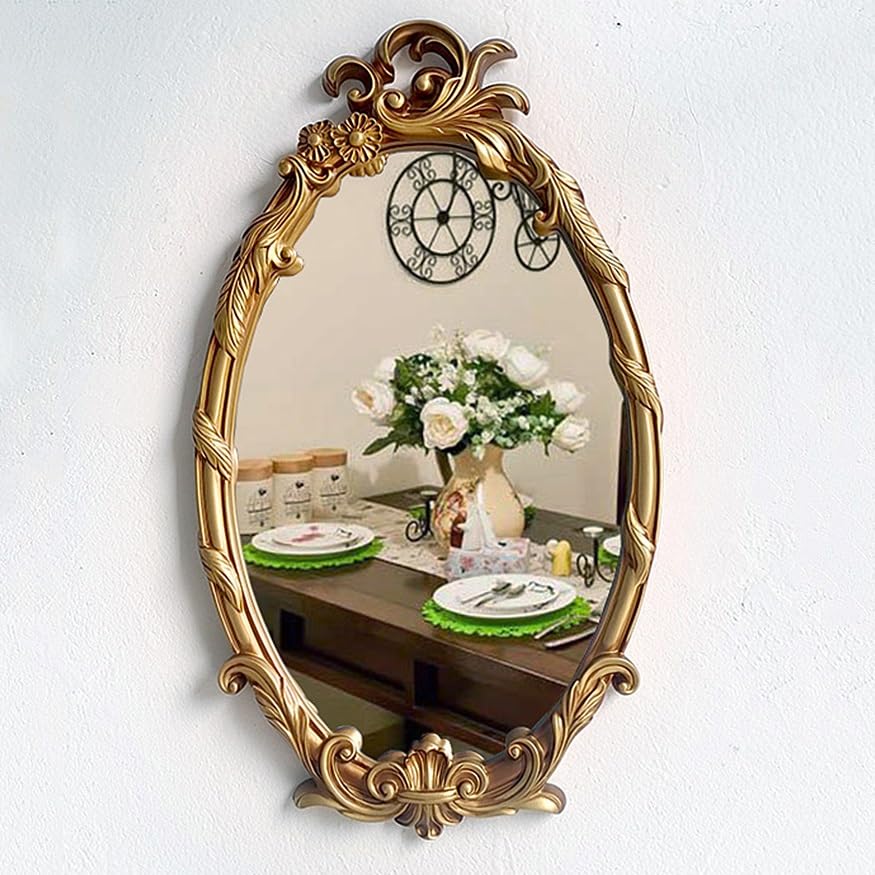 Miroir ovale pour agrandir le salon avec un cadre or baroque - 2