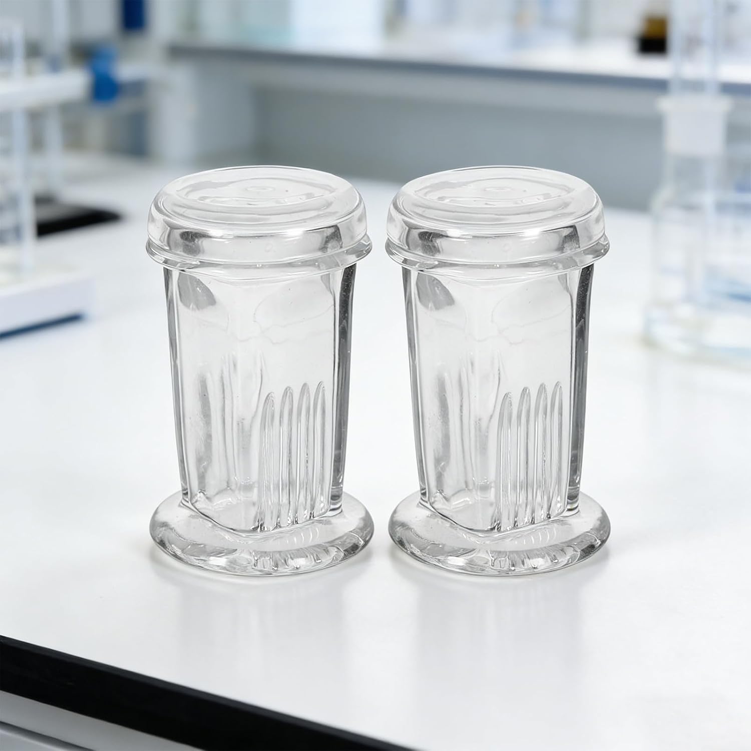 Veemoon 4pcs Glass Coplin Staining Jar with Lid for Microscope Slide Preparation, 5 Slide Capacity, 60ml Volume, Lightweight and Engineered for Longevity, for Pathological Staining Tasks