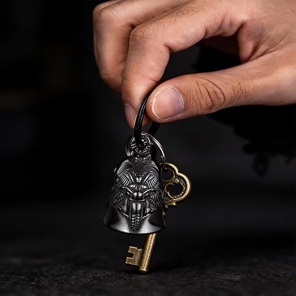 GREATRICH Schlüsselanhänger Motorrad Glocke Glücksbringer, Edelstahl Guardian Bell Biker Bell als Motorrad Deko und Geschenke Für Männer, Kleine Schutzglocke, Geschenk für Motorradfahrer - 4