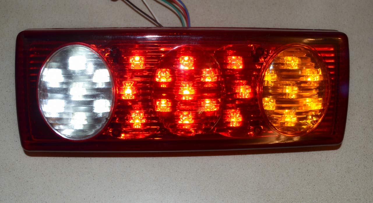 2x 12V LED Rückleuchten mit 4 Funktionen für LKW Bus Wohnmobil Bus Chassis Wohnwagen Wohnmobil Bus