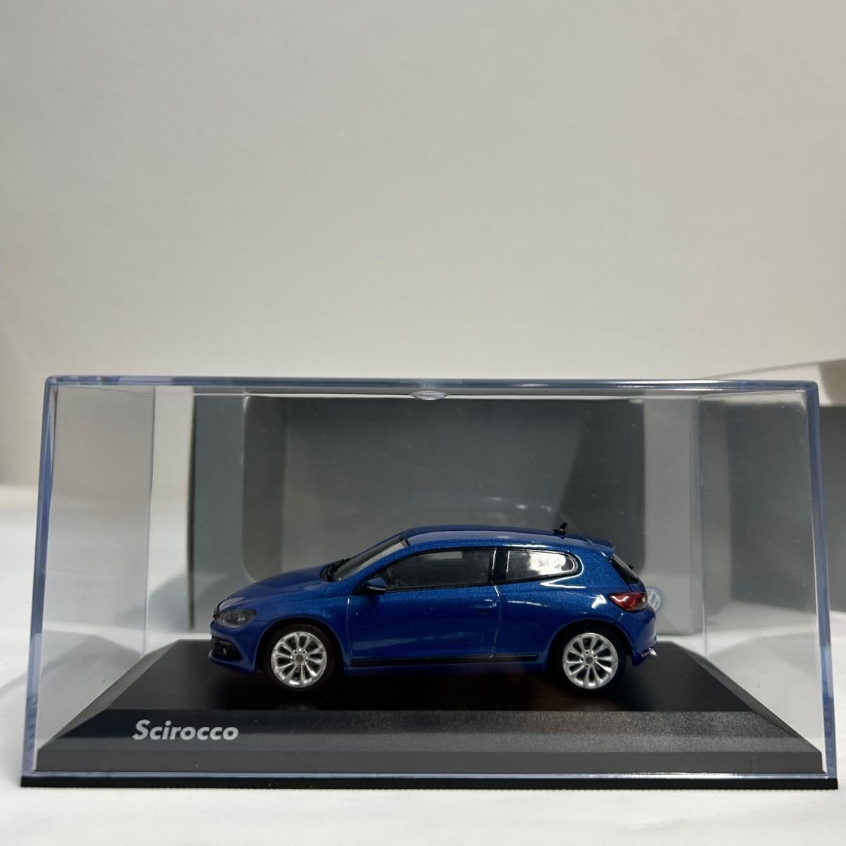 1/43 Scirocco ブルー フォルクスワーゲン・シロッコ ミニカー Amazon | Volkswagen ディーラー特注 1/43 Scirocco Blue ミニカー