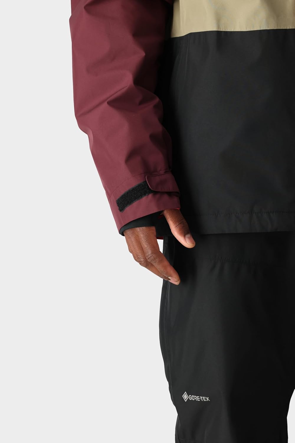 686 Men's Gore-TEX Core Jacket - Nylon Fabric Shell - Water & Weather Resistant