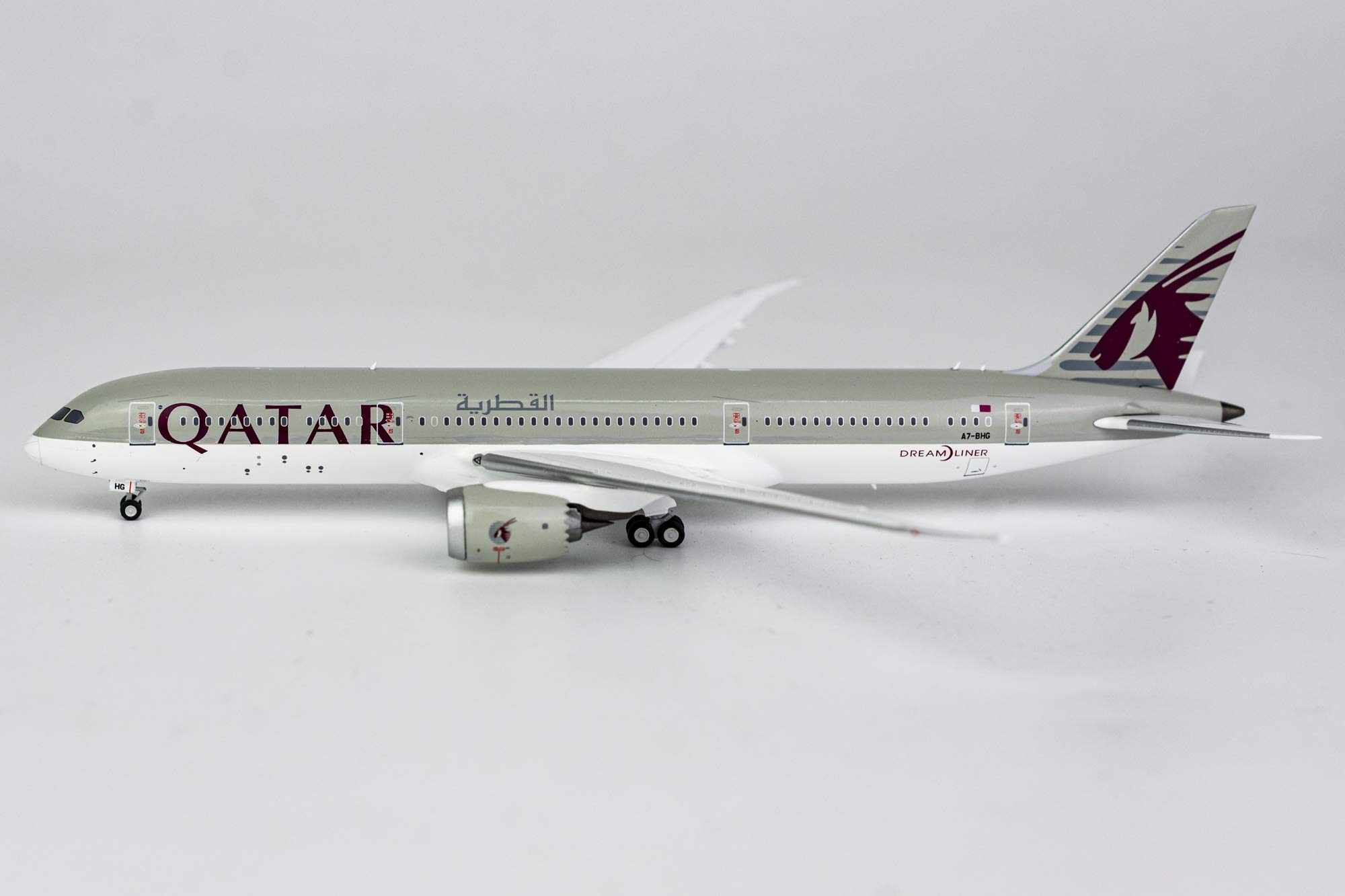 Amazon.co.jp: NG Model 1/400 完成品 Qatar for BOEING 787-9 A7-BHG