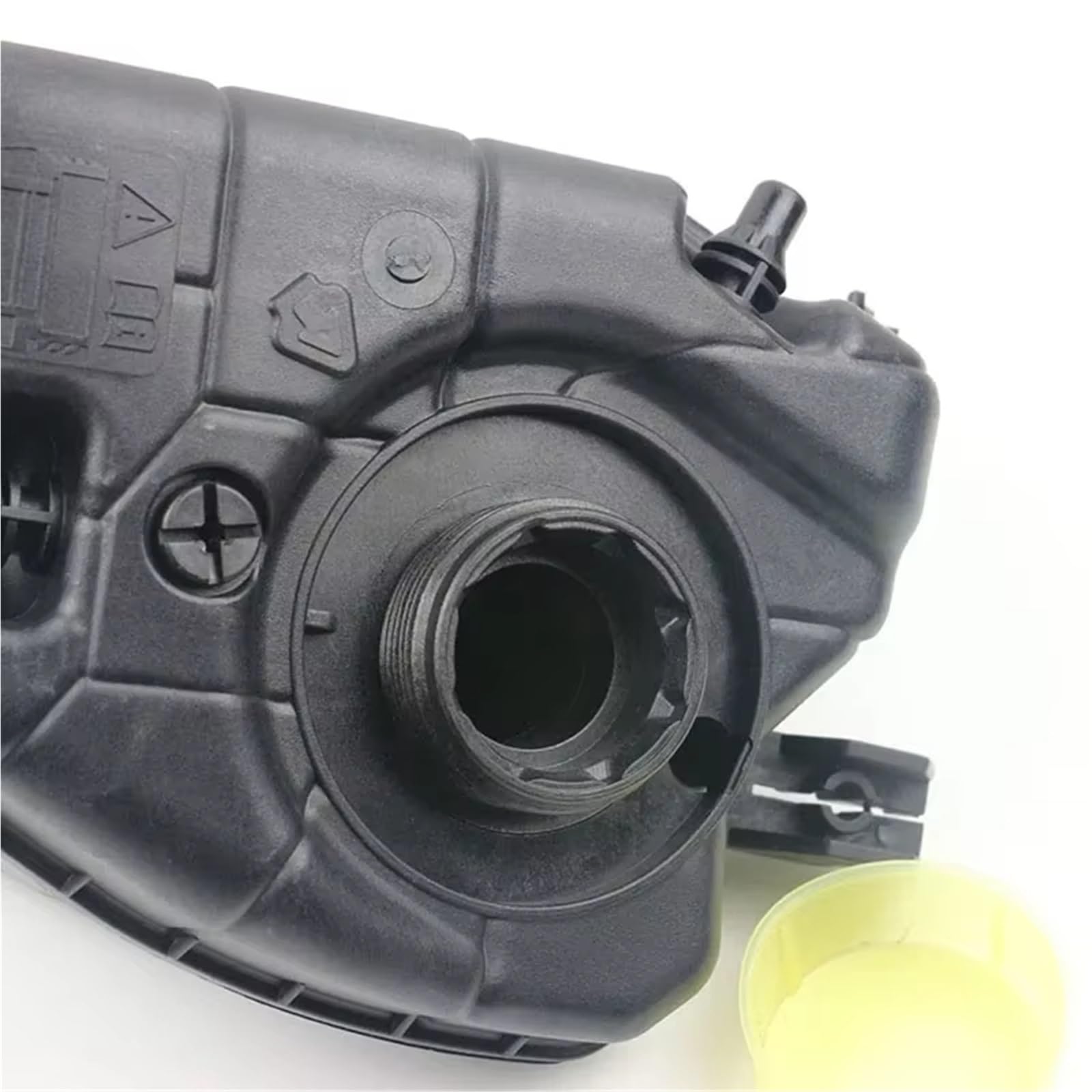 Zbiornik płynu chłodzącego do BMW serii 5, 6, 7 (G30, G31, G38, G11, G12) – numer części: 17138610656