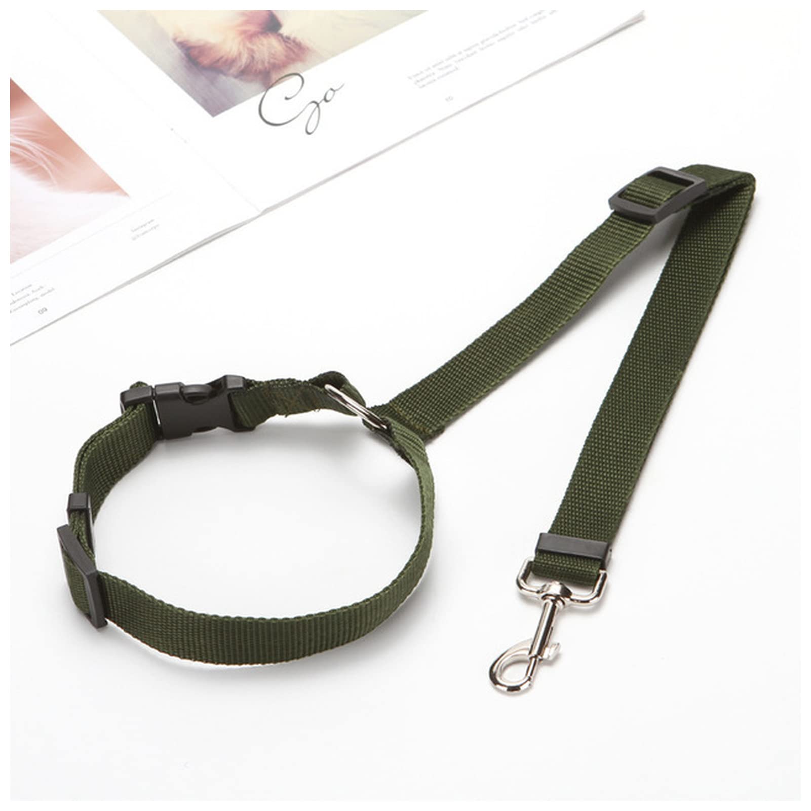 Corde De Remorquage pour Animaux De Compagnie Ceinture de sécurité de Chien de Nylon réglable Confortable Voiture d'appui-tête Laisse Réglable pour Animaux De Compagnie(Green)