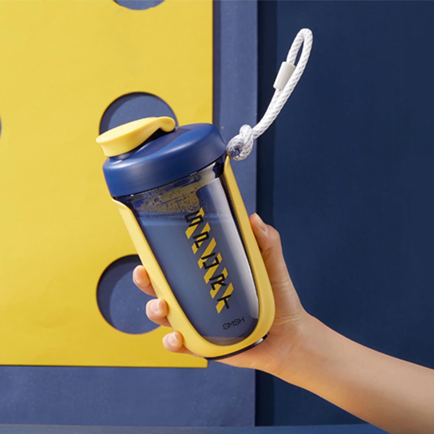 Amazon.co.jp: 590ML プロテインシェイカー BPAフリー シェーカー