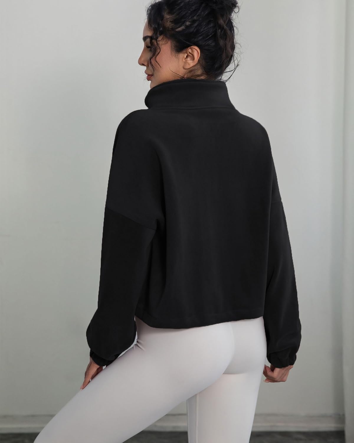 Women's Full Zip Fleece Short Jacket with Pockets Stand Collar Long Sleeve Zip Up Warm Winter Sherpa Cropped Coat - Image 2