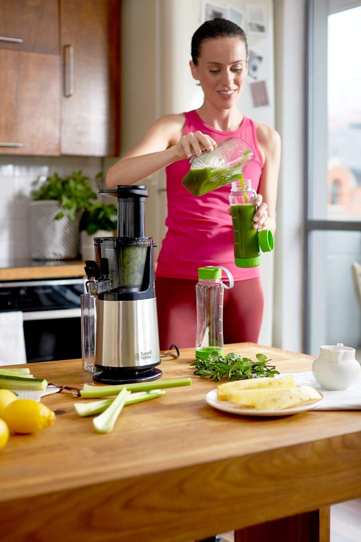 Russell Hobbs Slow Juicer Sistema di Estrazione Succo a Freddo, Corpo in Acciaio, 2 Filtri, Funzione Reverse, Affetta frutta Congelata, 150W, 25170-56