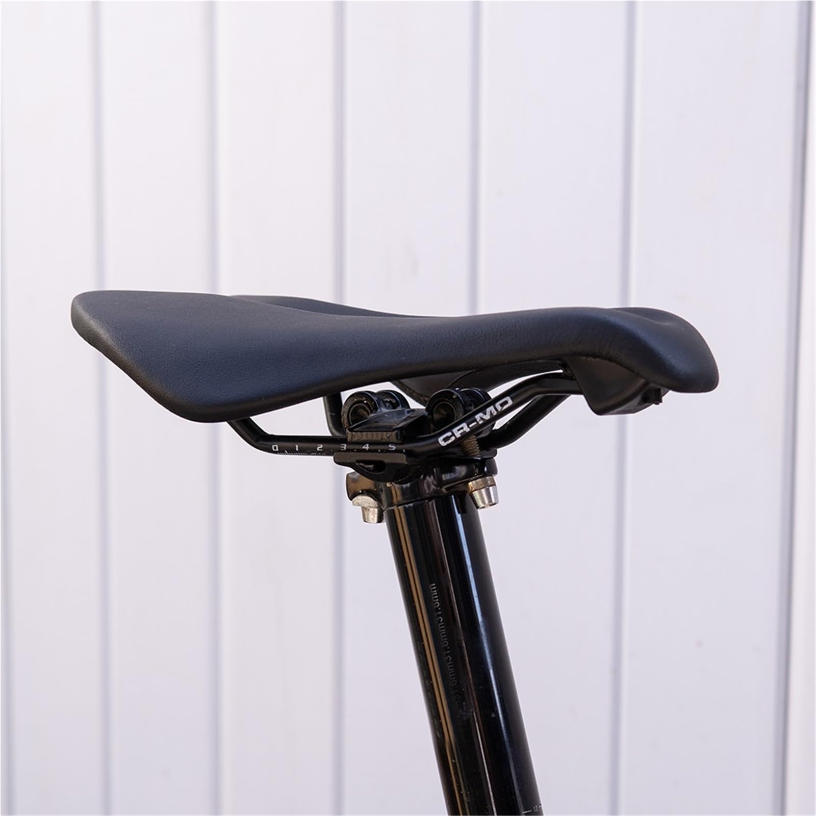 Genérico MTB siodełko do roweru szosowego, ergonomiczne, z krótką końcówką, szerokie, wygodne, 146 mm, ultralekkie, puste siodełko TT