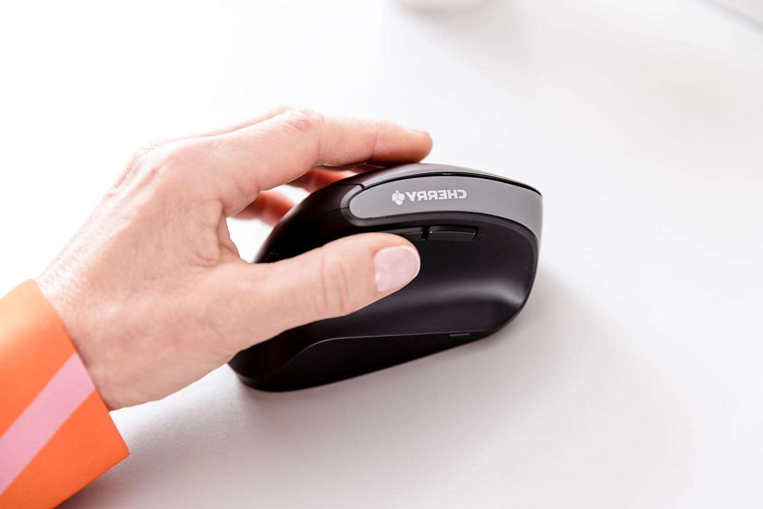 Cherry MW 4500 - Ergonomic Wireless Mouse - Left-Handed - 1200 dpi - Thumb Buttons - Extra Small Nano Receiver, Black (JW-4550)