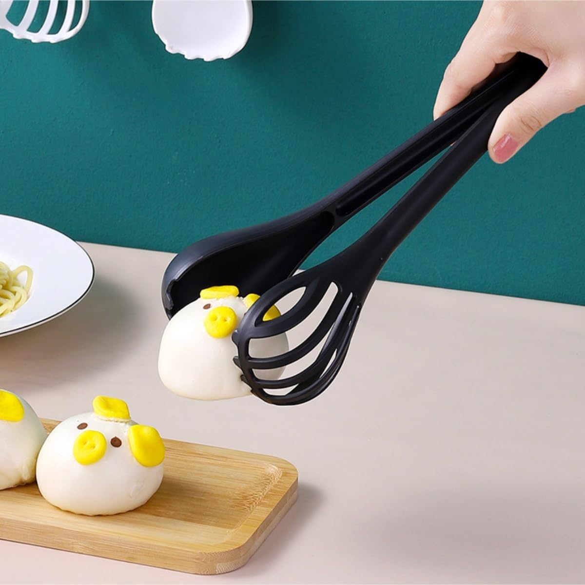 Varillas de Batir para Cocinar Clip De Comida Multifuncional For El Hogar, Clip For Comida Portátil Grueso, Colador De Cuchara De Sopa Con Mango Largo Desmontable Huevos, Espumar, Batir(White)