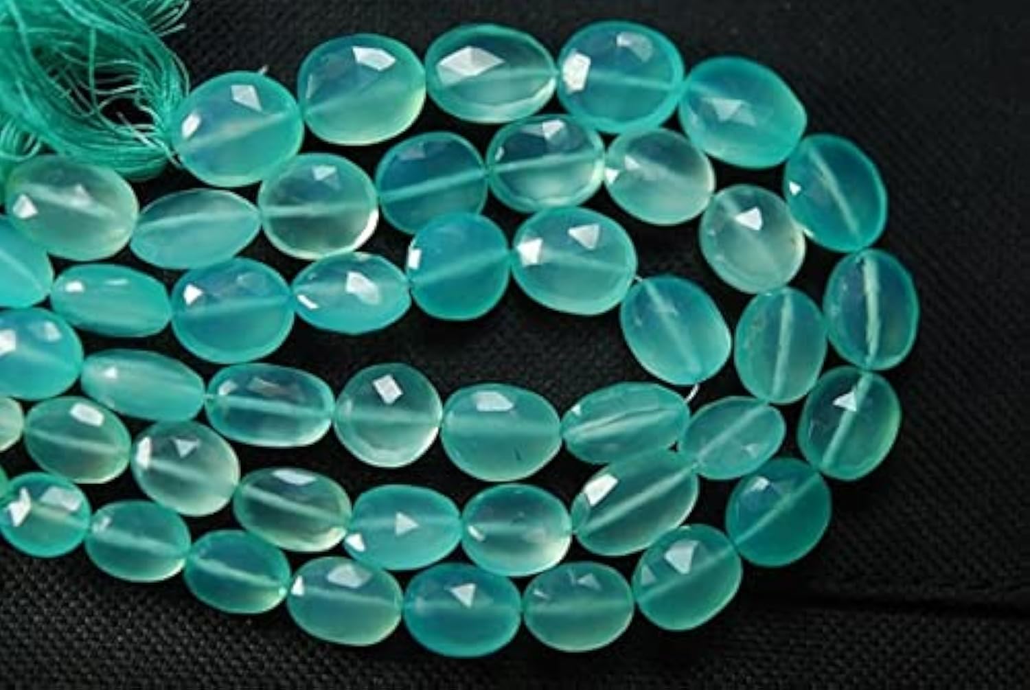 Aqua Chalcedony Faceted Oval Nuggets Shape 12-13mm pour bijoux