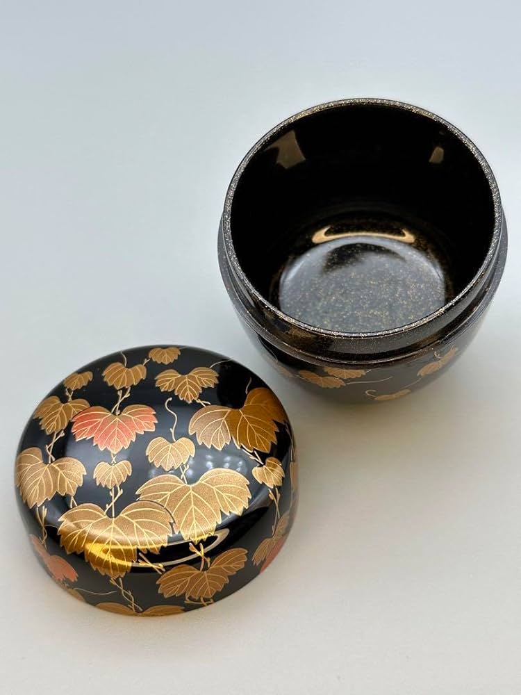 Amazon.co.jp: 茶道具 棗 松本正一 蔦蒔絵棗 内、梨地 : おもちゃ