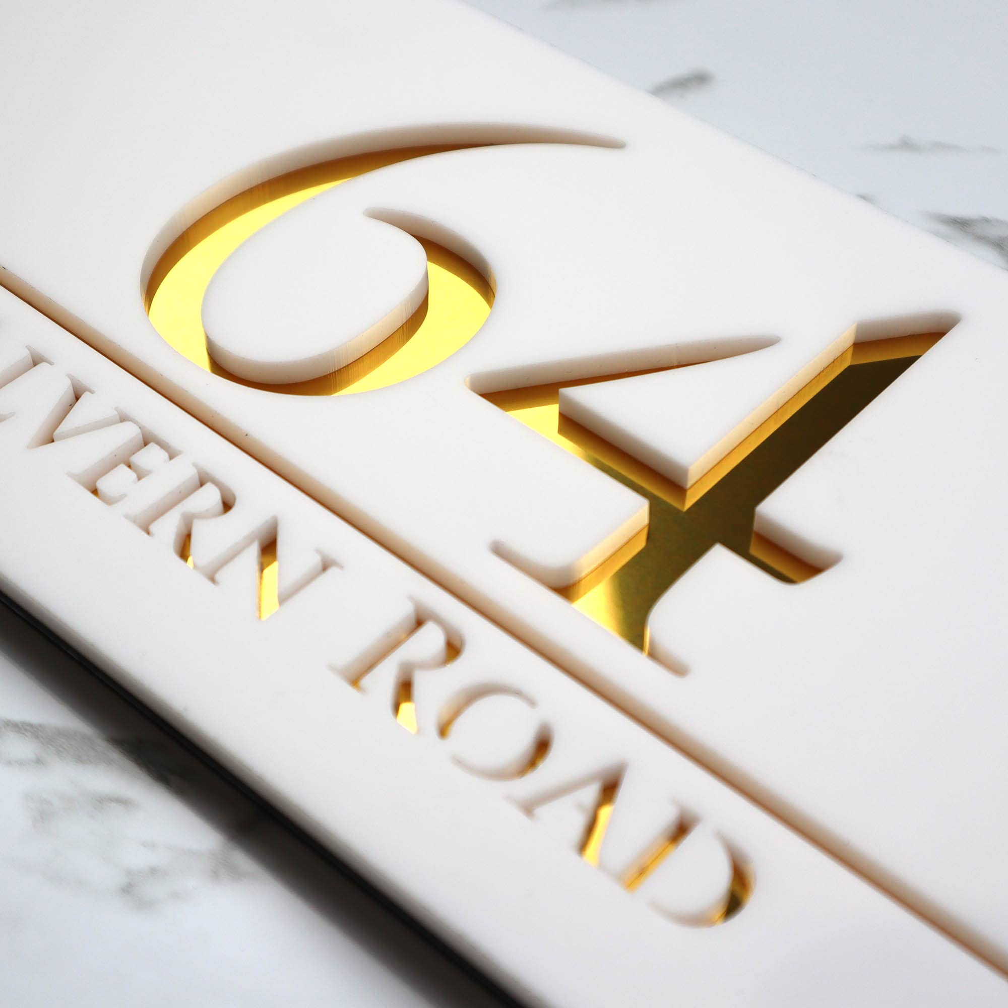 K Smart Sign | Bellissima H3 F32 | Laser Cut Matt White & Mirror Finished House Sign Plaques Address Door Number Personalised Signs Numbers Plaque | 300mm x 160mm (Matt White & Gold Mirror)