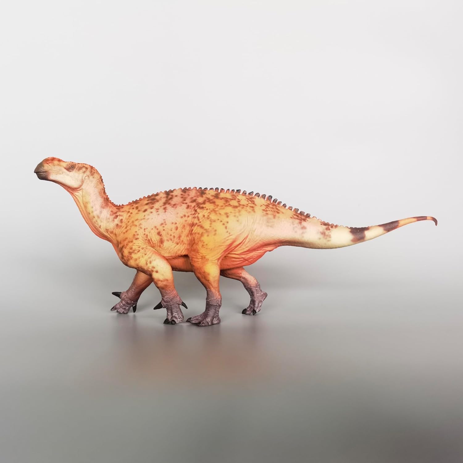 XINPANYIAN Prehistoric Dinosaur Animal Model,Haolonggood Iguanodon Figure (Tao Zong Wang)