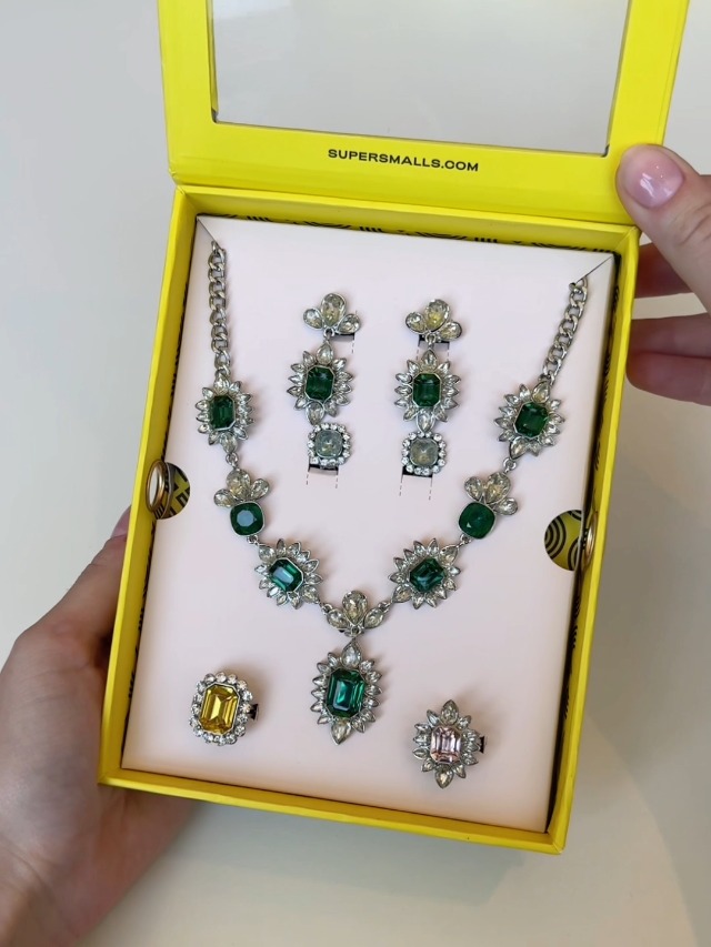 Amazon.com: Super Smalls Emerald Ball Mega Jewelry Set | Ages 3+