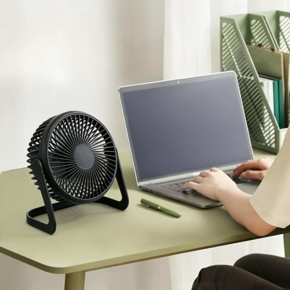 Ventilador pessoal USB de 12 cm, mini ventilador de mesa acessível, resfriamento silencioso para quarto, escritório, cozinha, ótimo custo-benefício, preto