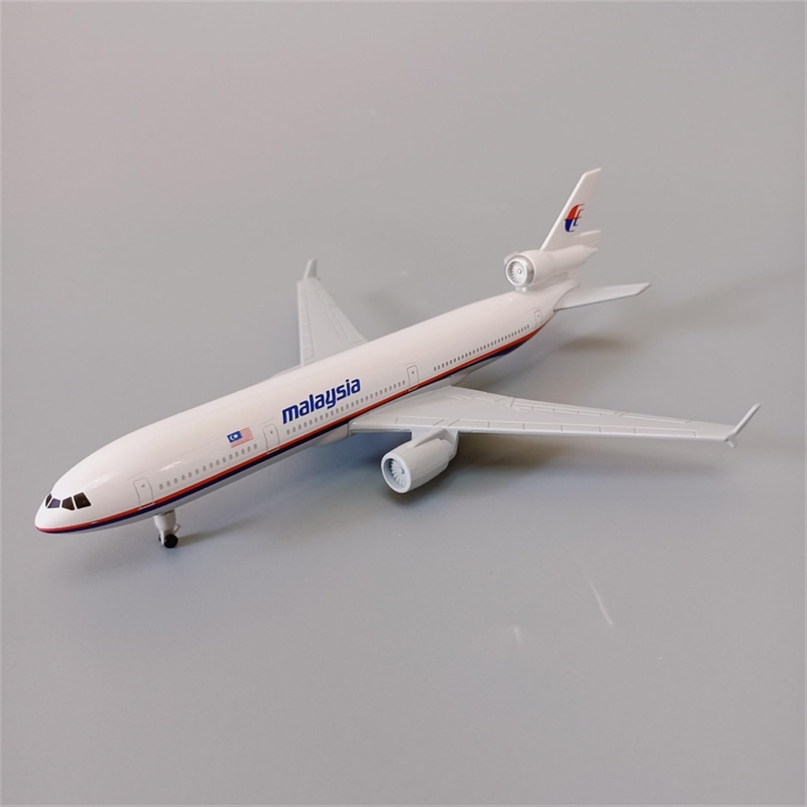Amazon.co.jp: マレーシア航空マクドネル・ダグラスMD-11の飛行機 