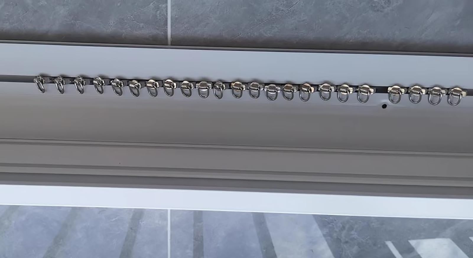 Juego de 10 poleas deslizantes para cortina suaves y silenciosas para caja Pelmet compatible con rieles de cortina de 10/20/30/40/50/150/200 piezas de fácil instalación
