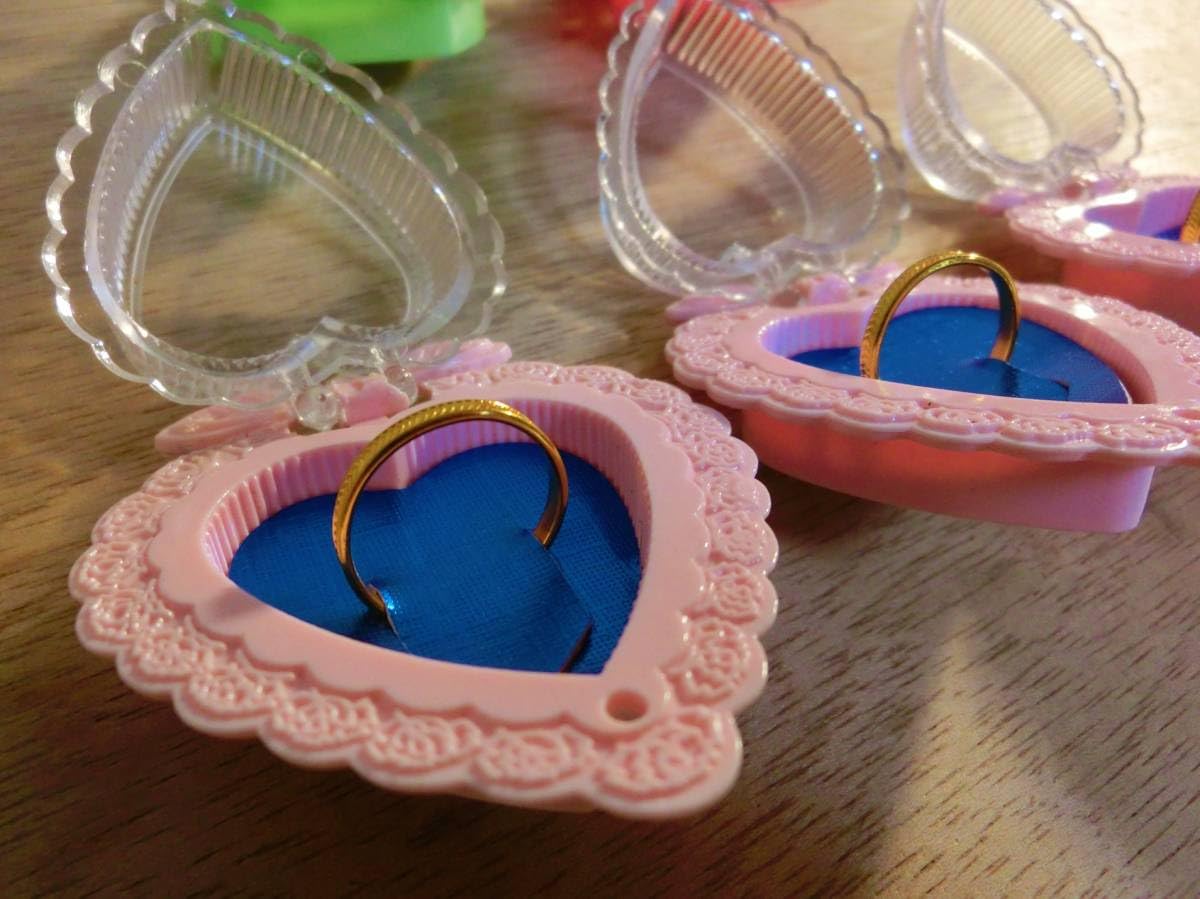 Amazon | レトロ 玩具 指輪 ハートケース 5個セット まとめて おしゃれ  