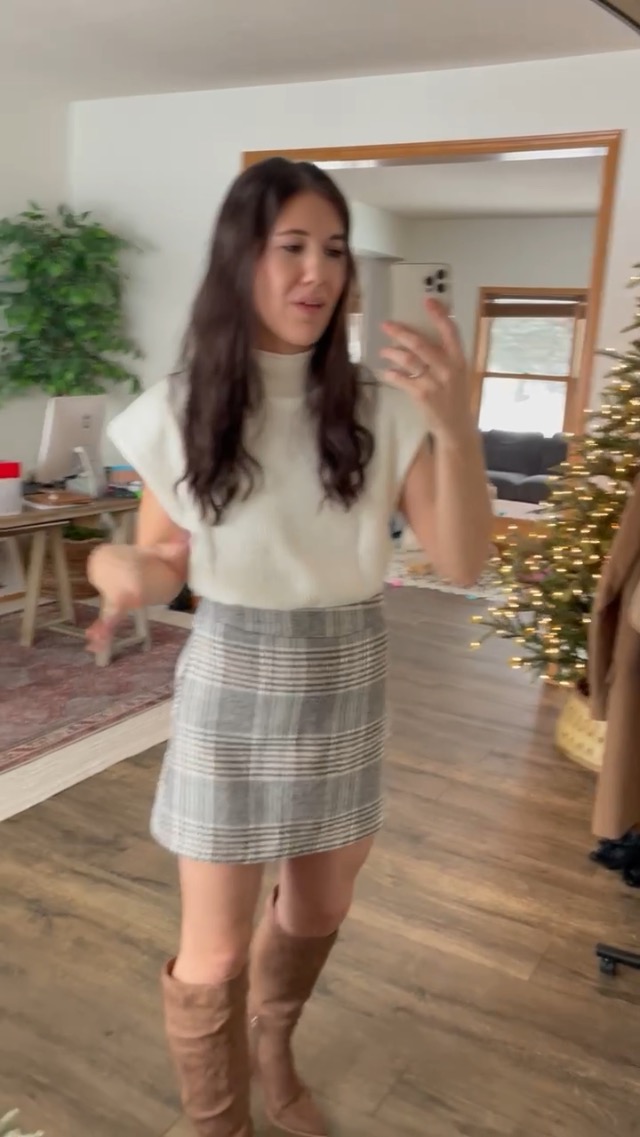 Winter date nigh outfit idea - Plaid skirt & chunky sweater!