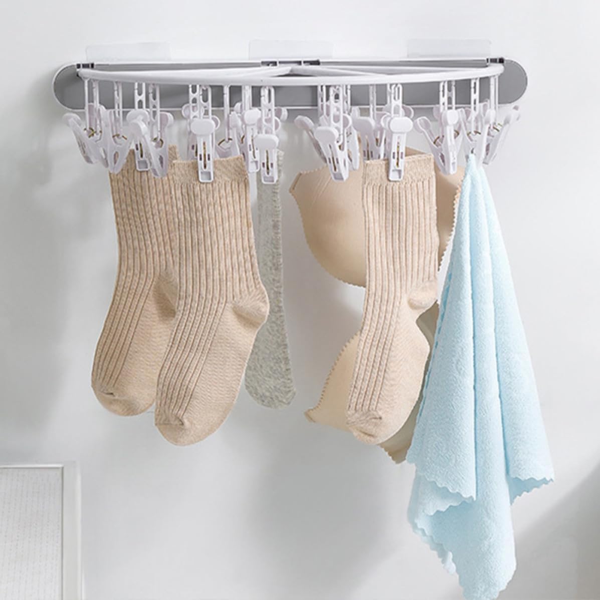 Foldable Plastic Clip Dry Rack with Strong Clips for Socks and Gloves, Round Hanging Drying Rack Made of Sturdy Abs and Pp, for Home Use and Storing Clothes Without Rust Stains