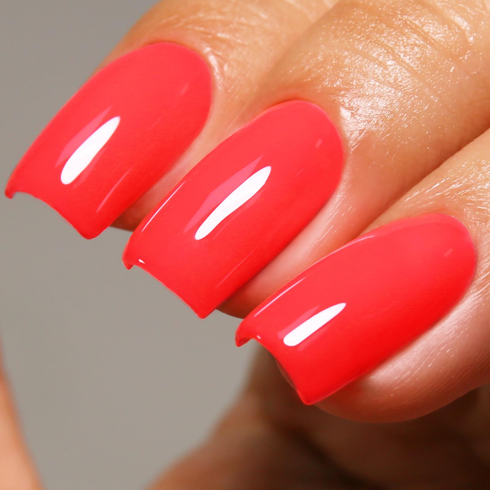 Ozzeal Neon Gel Polish: A Vibrant Colour Prone to Issues β Is This Neon Strawberry Red Worth the Risk?