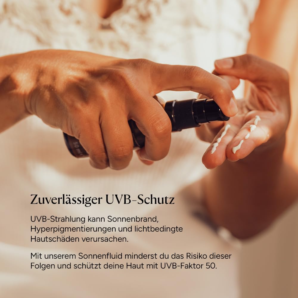 JUNGLÜCK Sonnenfluid Gesicht SPF 50 - Vegan | Leichte Gesichtslotion mit organischen UVFiltern ohne Weißeleffekt | Breitspektrum mit LSF 50 schützt vor UV-B- & UV-A-Strahlen