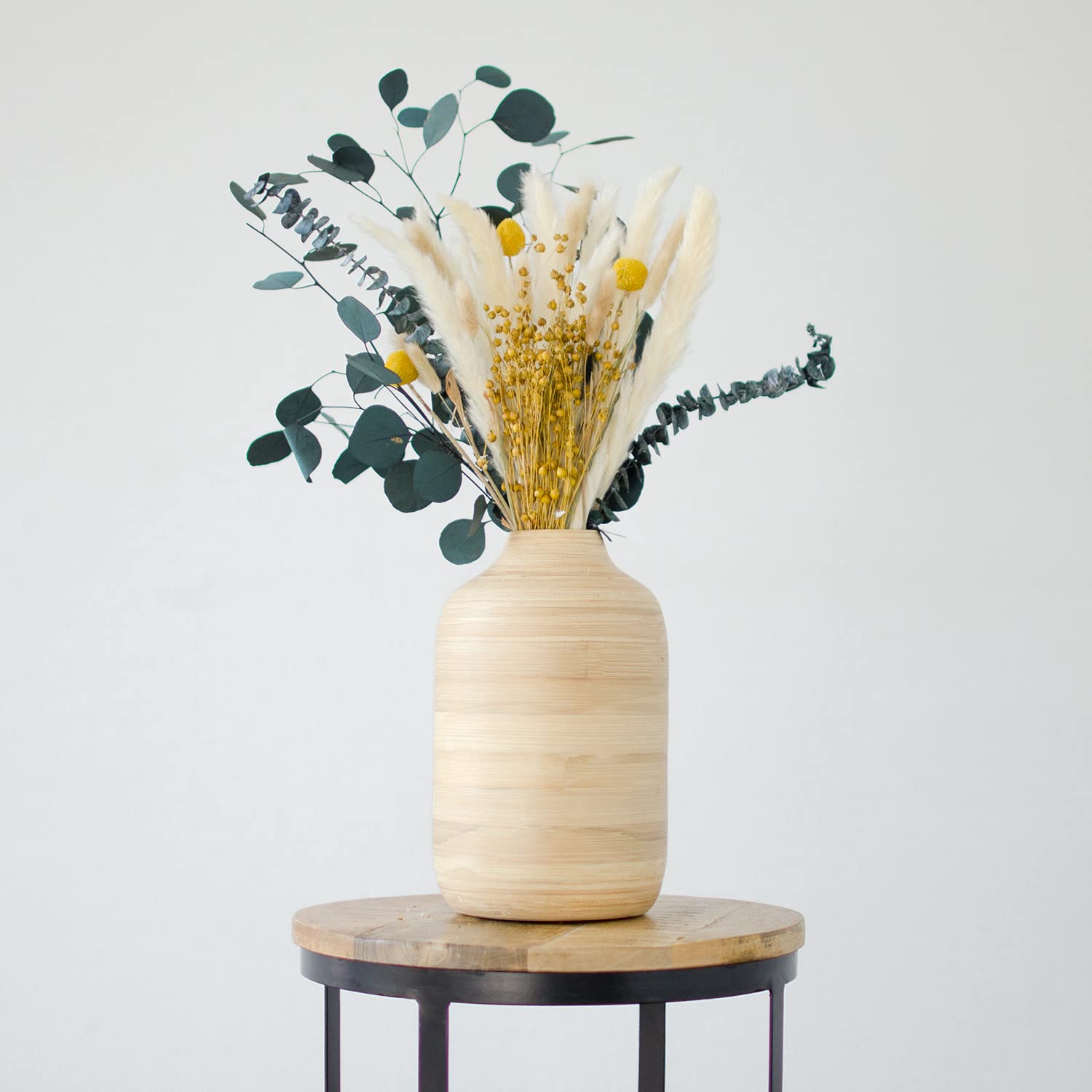 Amazon.de: flature Holz Vase fr Pampasgras - Groe Vase 30cm aus Natur  Bambus als Moderne Wohnzimmer Deko Vase Boho Style, Beige Tischdeko fr  Trockenblumen Strau, Hochzeit, Kunstblumen, Gras, Lagurus