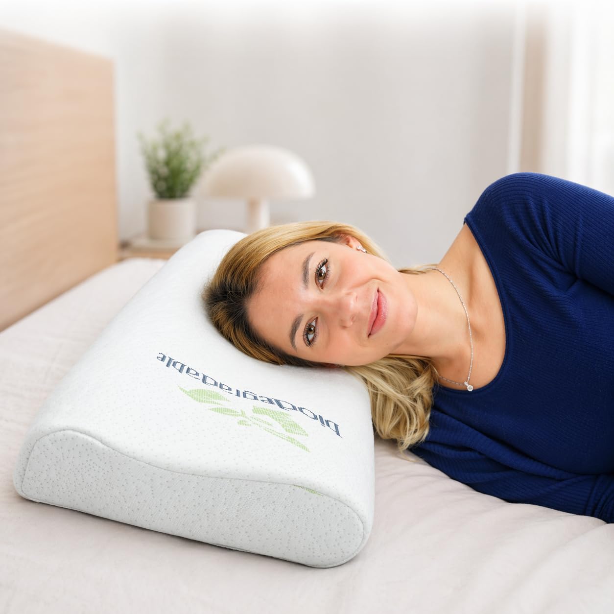 Ubio Almohada Cervical Viscoelástica con Funda de Bambú - Medidas 50x30x10cm - Anatómica y Antibacterial - Máximo Confort - Almohada Ortpédica, Ergonómica, Desenfundable - Fabricada en España