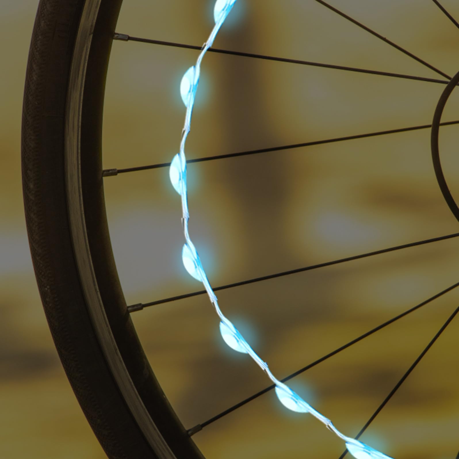 Toddmomy lumière de Pneu lumière LED Feux LED Pile Rechargeables LED Lights Lumière USB Signal réflecteurs Scooter Cycle dirigé Lampe à Rayons lumières étanches Abdos Black