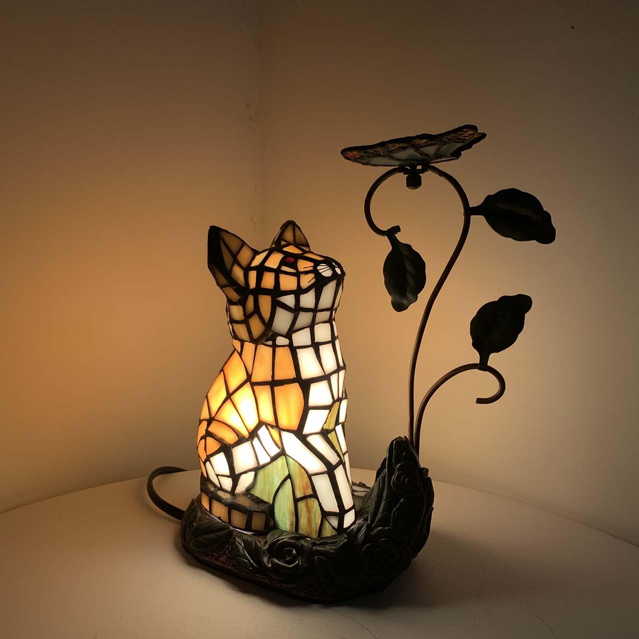 Bieye L10891 Tiffany-Style Stained Glass Cat Accent Table Lamp
