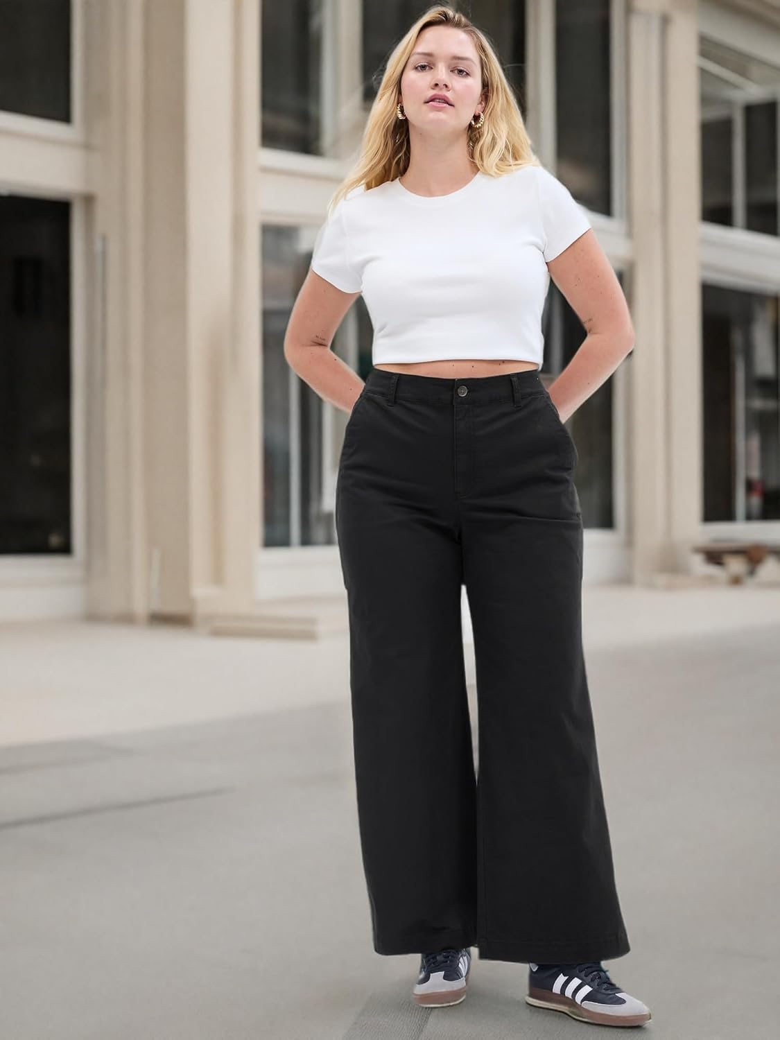 Gap Womens High Rise Girlfriend Wide Leg Khaki Pants - Image 2